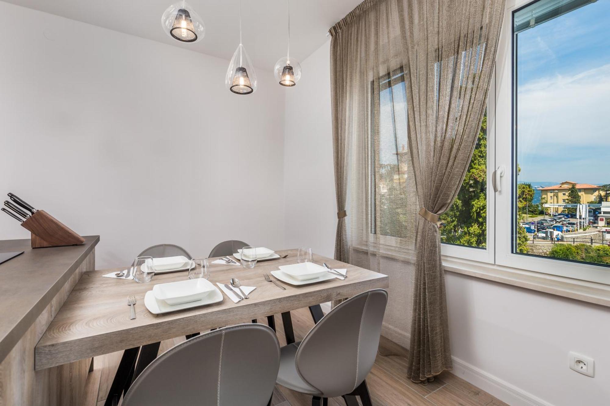 Apartments Liana Opatija Pokoj fotografie