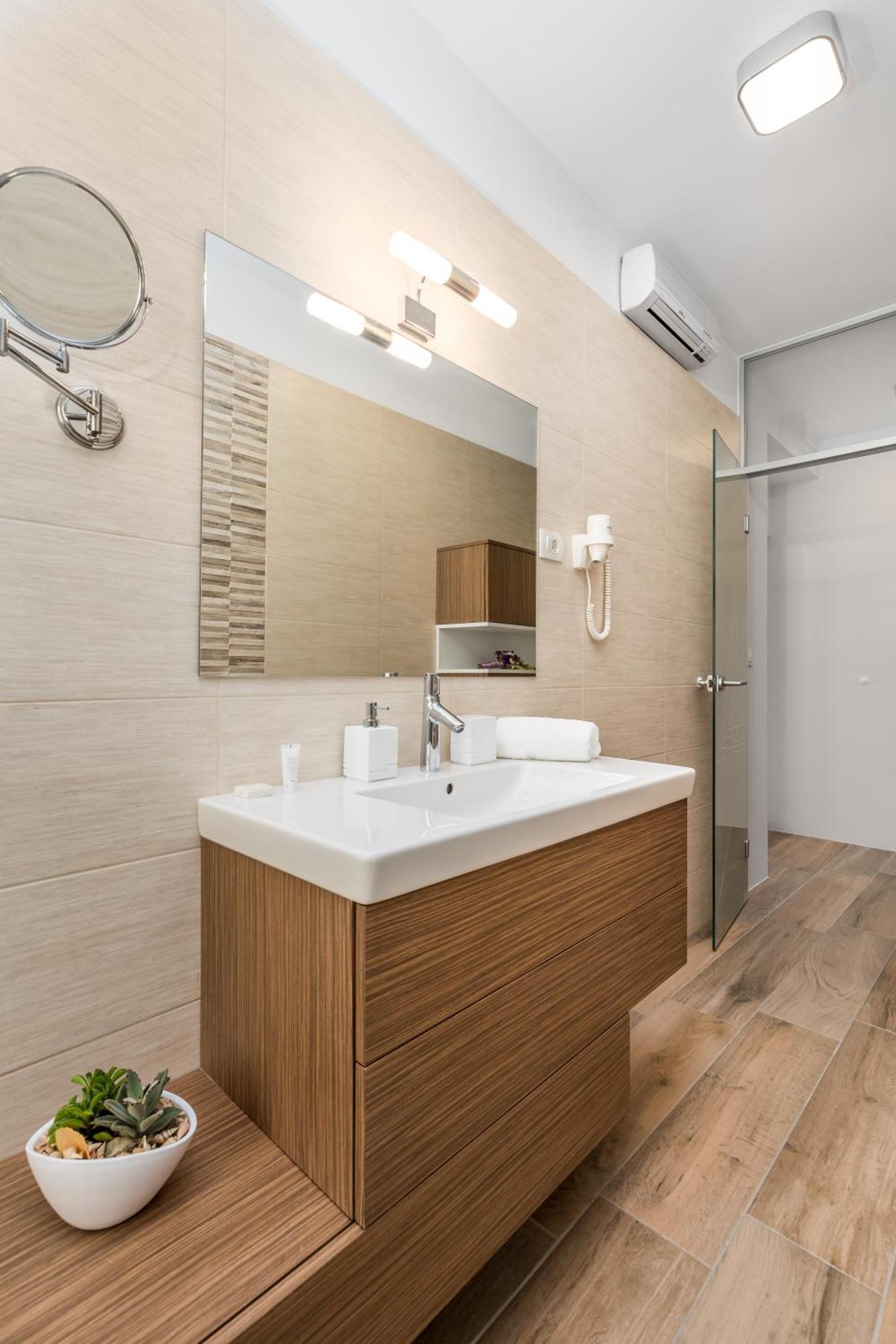 Apartments Liana Opatija Pokoj fotografie
